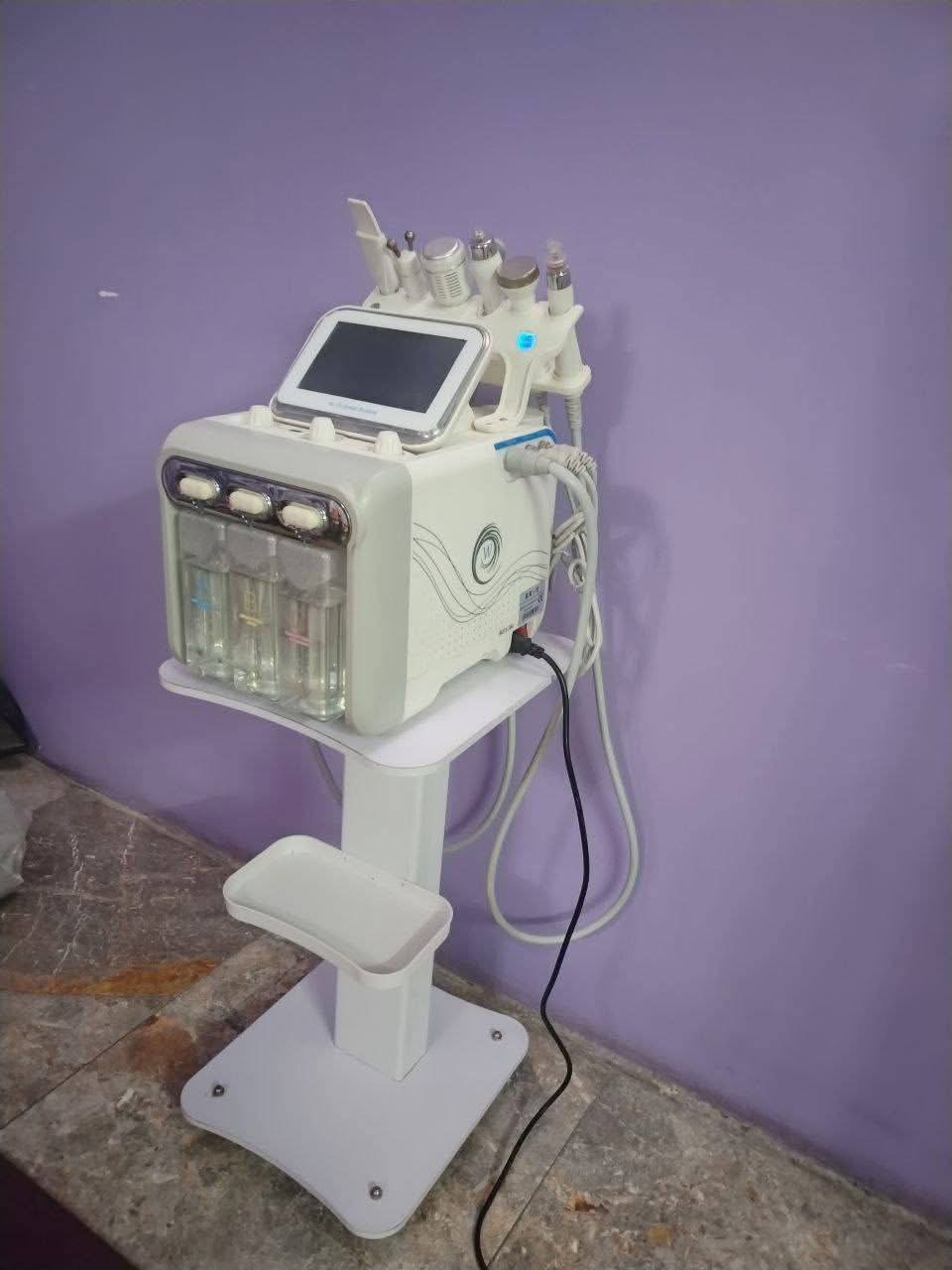 Hydro Facial Machine